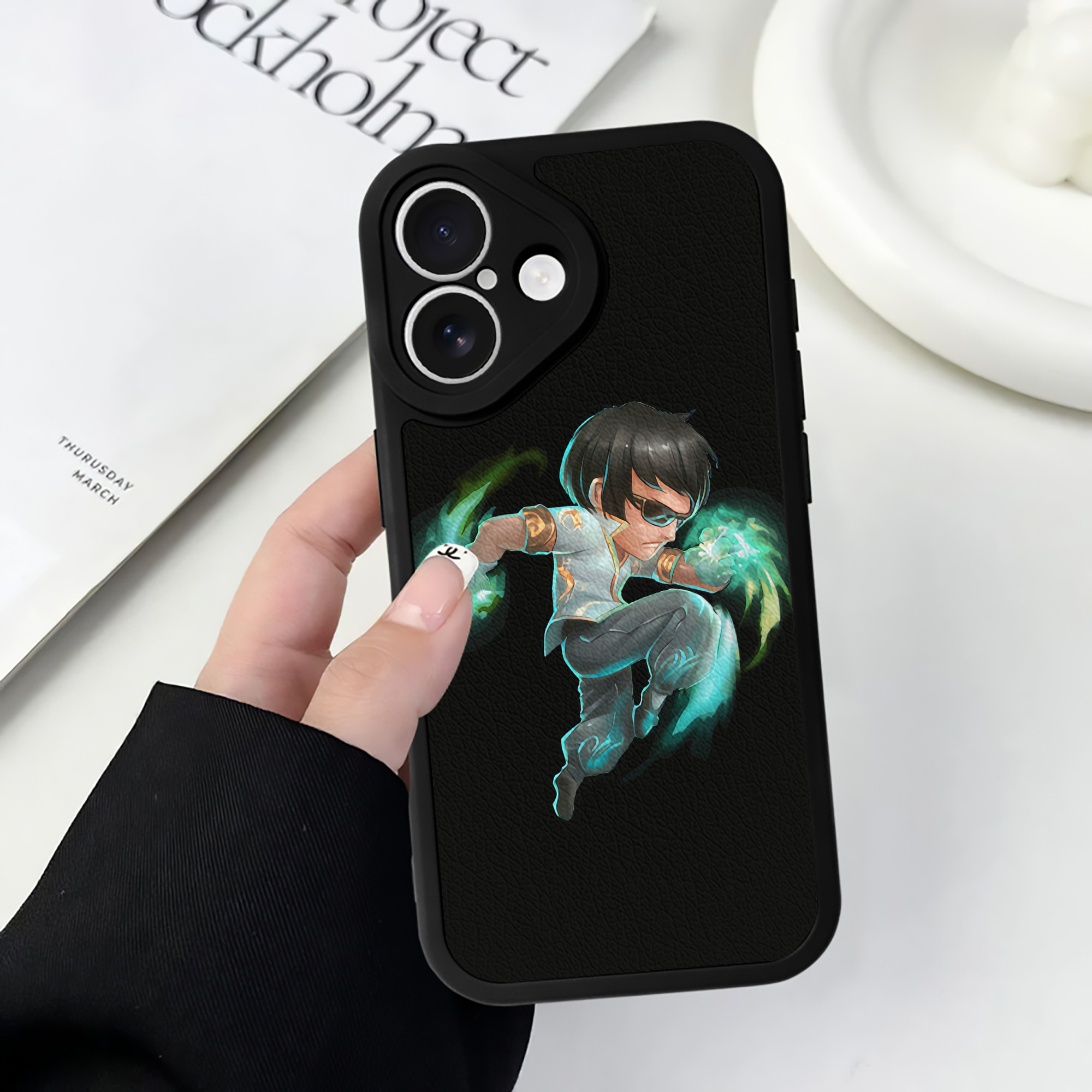 リーグ・オブ・レジェンド League of Legends LOL 【iPhone 16シリーズ対応】シリコンスマホケース（レザー調） 材質：シリコン